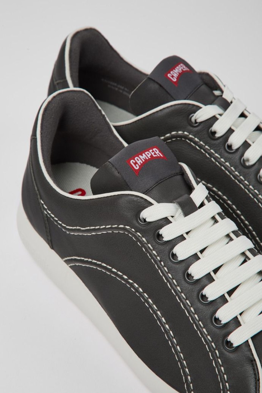 Camper Donkergrijze Leren Herensneakers