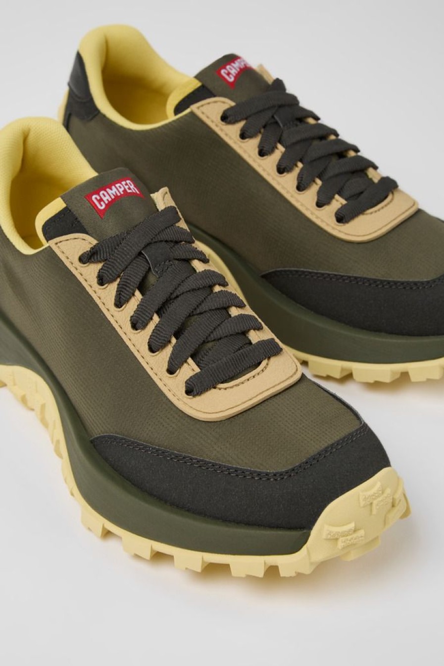 Camper Groene Stoffen En Nubuck Damessneakers