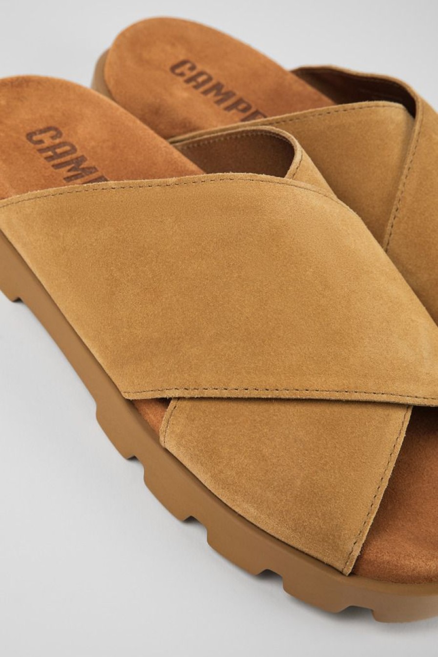 Camper Beige Nubuck Sandaal Voor Heren Met Gekruiste Banden