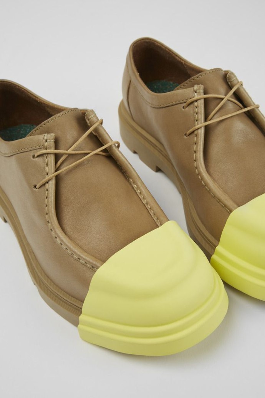 Camper Beige Leren Damesschoenen