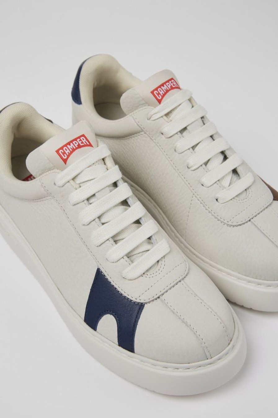 Camper Witte Damessneakers Van Ongeverfd Leer