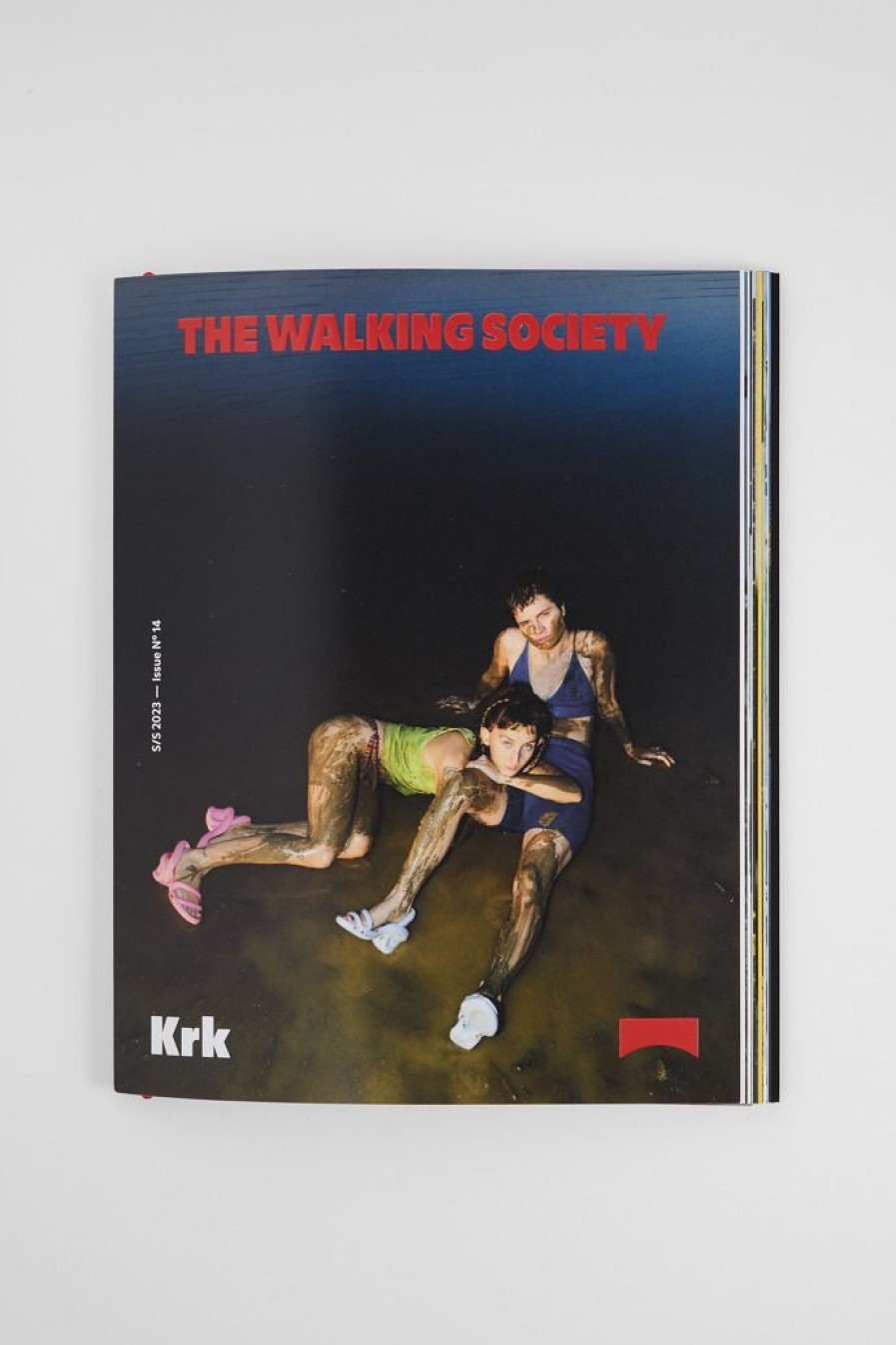 Camper The Walking Society Tijdschrift