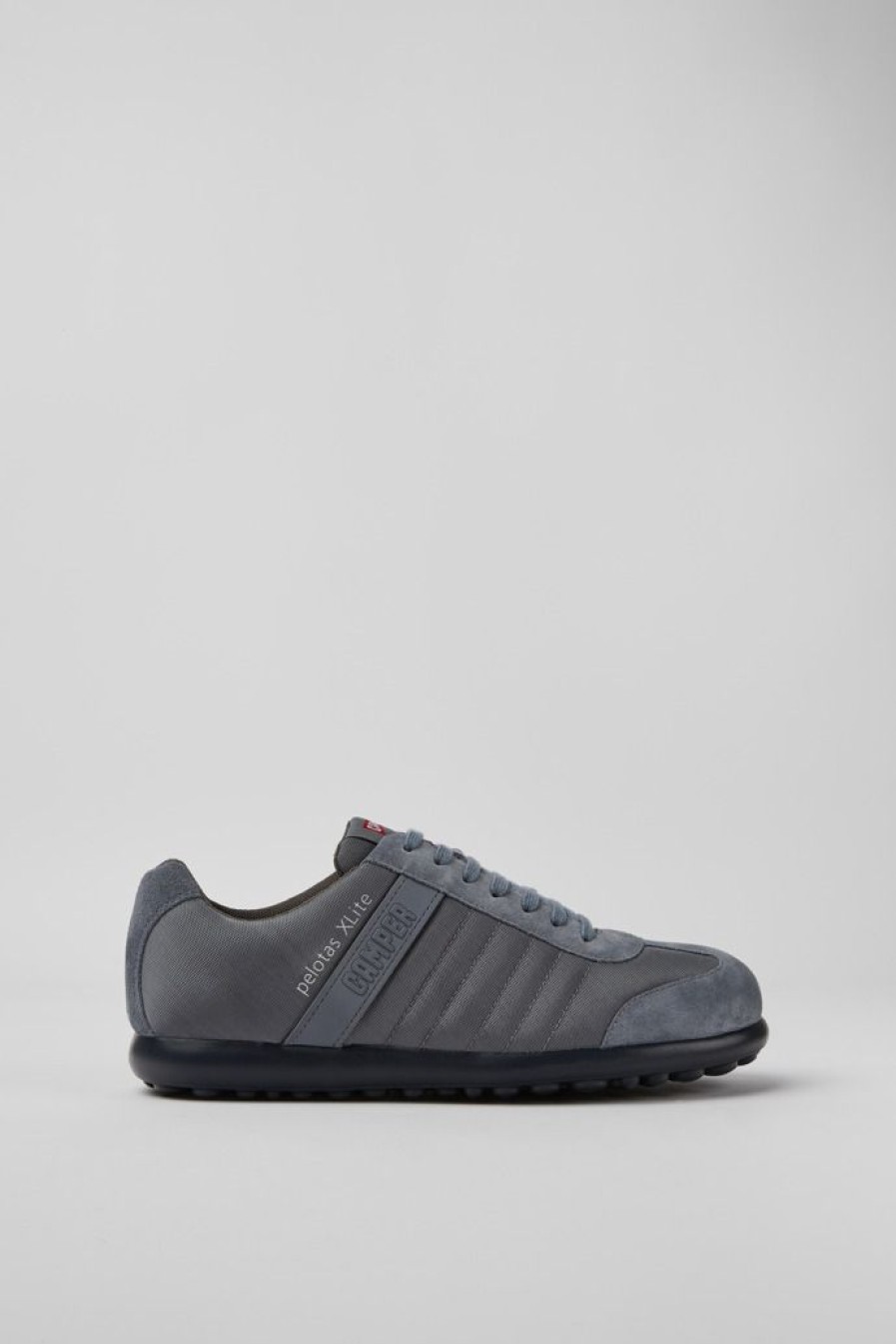 Camper Grijze Herenschoenen Van Textiel En Nubuck