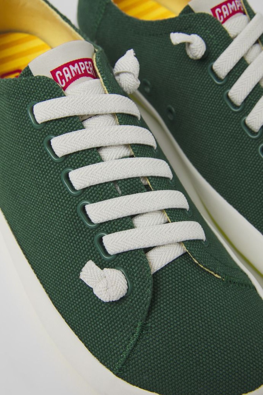 Camper Groene Stoffen Damessneakers