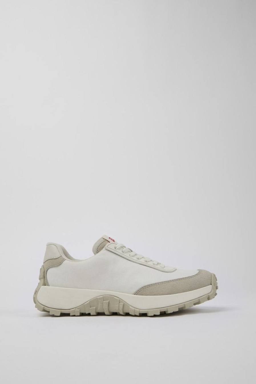 Camper Witte Stoffen En Nubuck Damessneakers