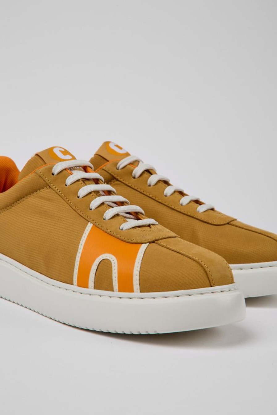 Camper Beige En Oranje Damessneakers