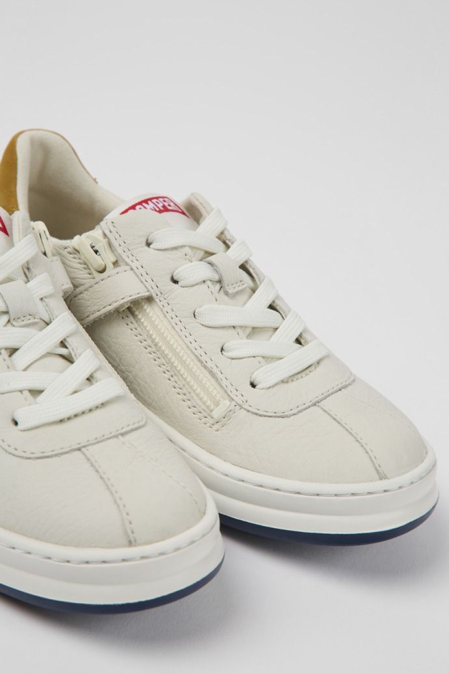 Camper Witte Leren En Nubuck Kindersneakers